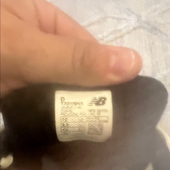 New Balance Black and White Athletic Shoes - Picture 4 of 7
